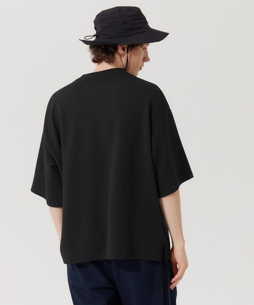 coca(coca)(コカ)の「メンズ エンボスプリントロゴTシャツ(Tシャツ/カットソー・メンズ・ブラック/ライトグレー・M/L/XL)」の10枚目の写真