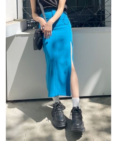 EVRIS（エヴリス）の「ディープスリットロングスカート（スカート・レディース・ブラック/ブルー・SMALL/MEDIUM）」の12枚目の写真