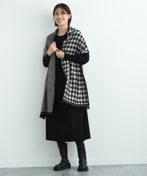 INTERPLANET（インタープラネット）の「千鳥＆シェブロン切替ストール（ストール/ショール・レディース・ブラウン/ブラック・フリー）」の9枚目の写真