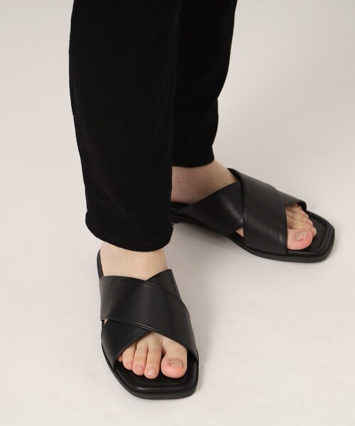 ESPERANZA（エスペランサ）の「◆クロスアッパーフラットサンダル【ESPERANZA_blanca】（サンダル・レディース・ブラック/シルバー・L/M）」の15枚目の写真