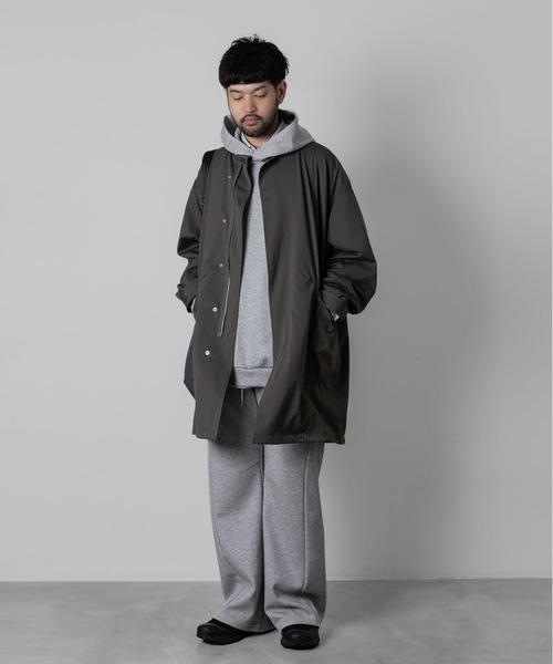 ATTACHMENT(アタッチメント)の「CO/PE ダブルニット スリーディメンショナル ワイドパンツ/ CO/PE DOUBLE KNIT THREE DIMENSIONAL WIDE PANTS(スウェットパンツ・メンズ・グレー/ブラック/オフホワイト・3/2/1)」の8枚目の写真