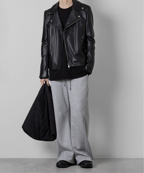 ATTACHMENT(アタッチメント)の「CO/PE ダブルニット スリーディメンショナル ワイドパンツ/ CO/PE DOUBLE KNIT THREE DIMENSIONAL WIDE PANTS(スウェットパンツ・メンズ・グレー/ブラック/オフホワイト・3/2/1)」の7枚目の写真