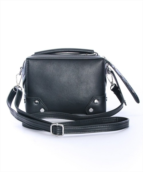 clear（クリア）の「スパイクデコレーションスクエアバッグ（ショルダーバッグ・レディース・ブラック/アイボリー・F）」の11枚目の写真