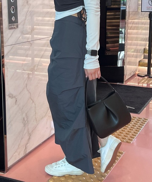 3.3 Field Trip (3.3フィールドトリップ)の「3.3 Field Trip/サイドシャーリングスカート 2978695(スカート・レディース・チャコール/ブラック・FREE)」の11枚目の写真