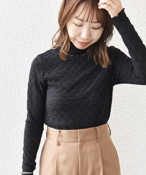 SHIPS any(シップス エニィ)の「SHIPS any:〈手洗い可能〉ストレッチ ジャカード タートルネック プルオーバー(Tシャツ/カットソー・レディース・ブラック/イエロー/ナチュラル・ONE SIZE)」の19枚目の写真