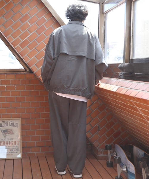 8(eight)(エイト)の「ヨーク切替ブルゾン(ライダースジャケット・メンズ・グレー系その他/チャコールグレー/ブラック・MEDIUM/LARGE)」の12枚目の写真