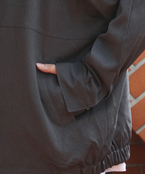 8(eight)(エイト)の「ヨーク切替ブルゾン(ライダースジャケット・メンズ・グレー系その他/チャコールグレー/ブラック・MEDIUM/LARGE)」の16枚目の写真