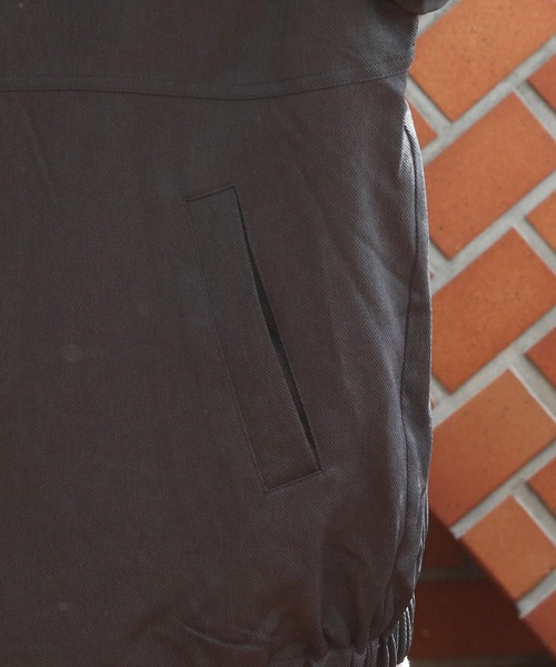 8(eight)(エイト)の「ヨーク切替ブルゾン(ライダースジャケット・メンズ・グレー系その他/チャコールグレー/ブラック・MEDIUM/LARGE)」の17枚目の写真