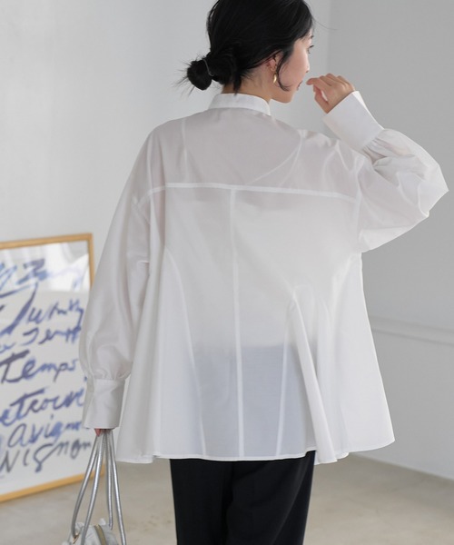 VIS（ビス）の「【洗える・シワが取れやすい】美easyフレアシャツ（シャツ/ブラウス・レディース・サックスブルー/ブルー系その他6/ブルー系その他/ホワイト・FREE）」の7枚目の写真