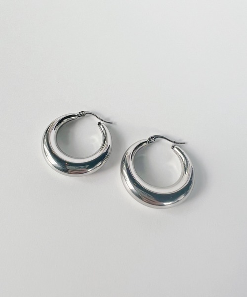 sowang(ソワン)の「【ステンレス】3㎝ ぷっくりシンプルボリュームピアス(ピアス(両耳用)・レディース・シルバー/ゴールド・FREE)」の19枚目の写真