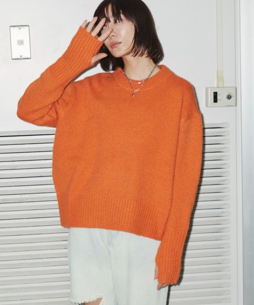 Auntie Rosa Holiday（アンティローザホリデー）の「フィンガーホールクルーネックニット（ニット/セーター・レディース・グレー/アイボリー/ブラウン/レッド/オレンジ/グリーン/ライトグリーン・FREE）」の7枚目の写真