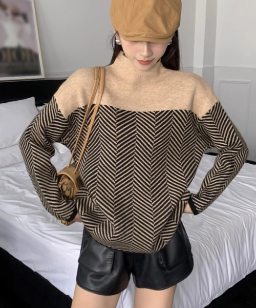 Miniministore(ミニミニストア)の「配色ニットトップス プチハイネック 秋冬(ニット/セーター・レディース・ベージュ/ネイビー/ラベンダー・フリー)」の8枚目の写真