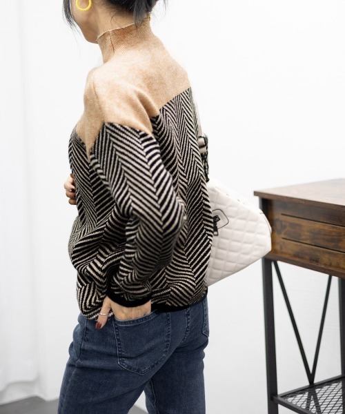 Miniministore(ミニミニストア)の「配色ニットトップス プチハイネック 秋冬(ニット/セーター・レディース・ベージュ/ネイビー/ラベンダー・フリー)」の16枚目の写真
