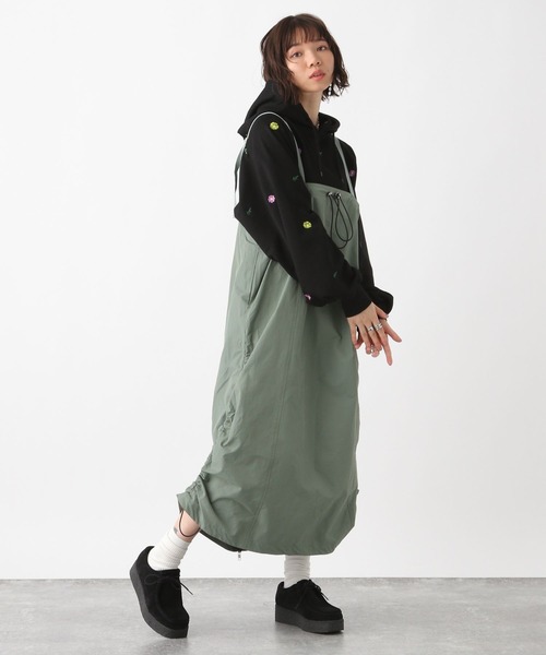 RAGEBLUE（レイジブルー）の「マルチWAYシャーリングジャンスカ/ワンピース（ジャンパースカート・レディース・ブラック/ホワイト/オリーブ・FREE）」の20枚目の写真