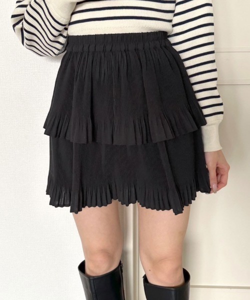 OLIVE des OLIVE（オリーブデオリーブ）の「ティアードプリーツミニスカート　1041010020（スカート・レディース・オフホワイト/ブラック・FREE）」の2枚目の写真