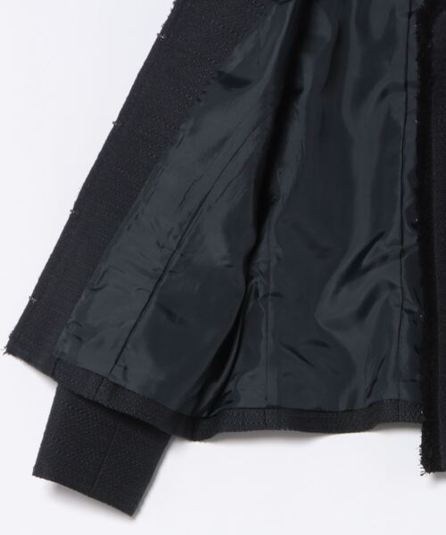 A/C DESIGN BY ALPHA CUBIC（エーシーデザインバイアルファキュービック）の「【セットアップ対応】ツイードジャケット（ノーカラージャケット・レディース・ネイビー/ベージュ・11号/9号/13号）」の4枚目の写真