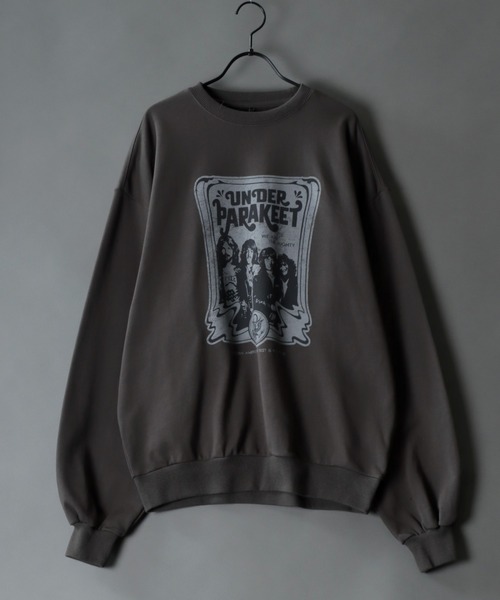 SITRY（シトリー）の「Classical Graphic Sweat Shirt/ヴィンテージライク ロックプリント スウェット トレーナー（スウェット・メンズ・ブラック/ブラック系その他/グレー系その他/チャコール/ブラック系その他2/グレー系その他2・LL/M/L）」の4枚目の写真