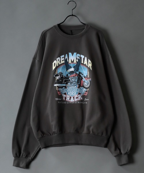 SITRY（シトリー）の「Classical Graphic Sweat Shirt/ヴィンテージライク ロックプリント スウェット トレーナー（スウェット・メンズ・ブラック/ブラック系その他/グレー系その他/チャコール/ブラック系その他2/グレー系その他2・LL/M/L）」の5枚目の写真
