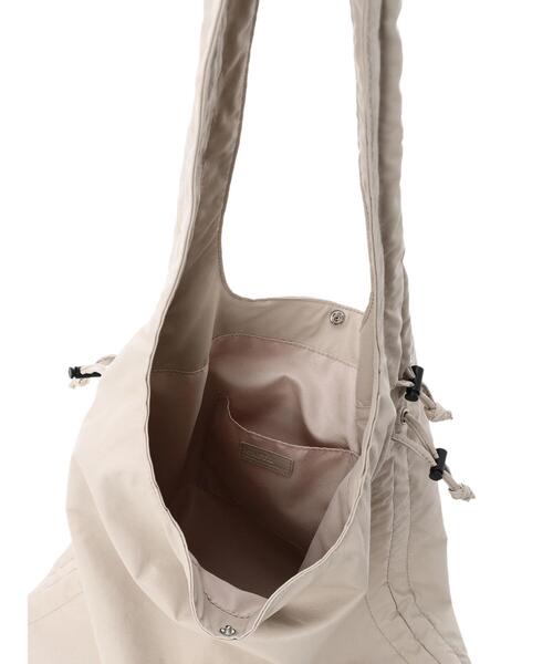 earth music&ecology（アースミュージックアンドエコロジー）の「ギャザーハンドルトートバッグ（トートバッグ・レディース・ブラック/ピンクベージュ/その他8・FREE）」の12枚目の写真