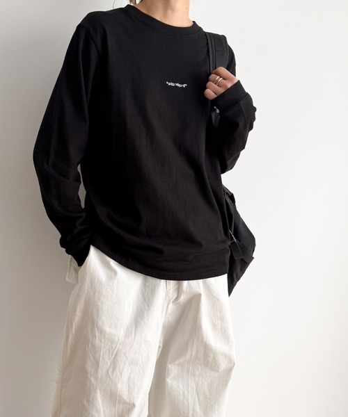 CANAL JEAN（キャナルジーン）の「El mar　standard刺繍ロングTシャツ（Tシャツ/カットソー・レディース・ホワイト/ブラック・ONE SIZE）」の2枚目の写真