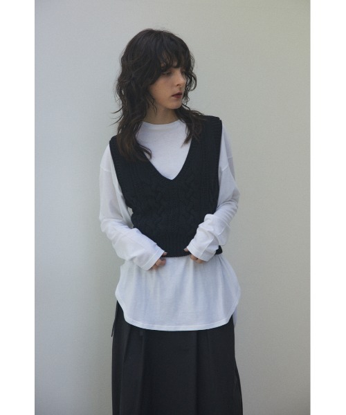 BLACK BY MOUSSY（ブラックバイマウジー）の「cable knit tank top(ケーブルニットタンクトップ)（タンクトップ・レディース・ホワイト/グリーン/ブラック・FREE）」の4枚目の写真