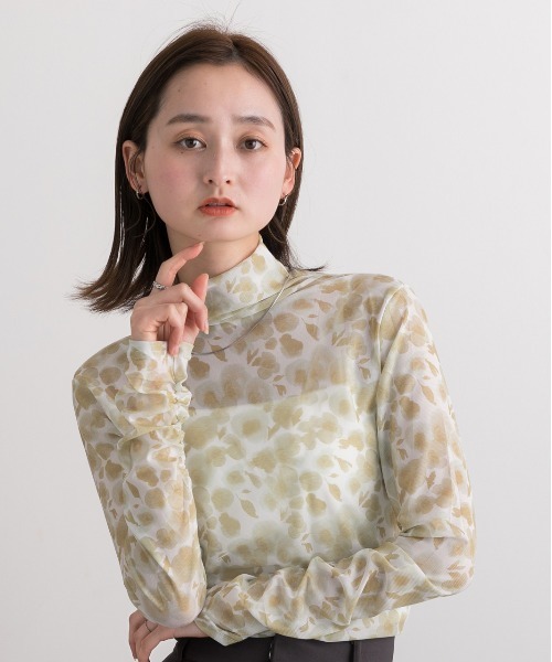 ad thie(アドティエ)の「フラワー・ハイネック シアートップス(Tシャツ/カットソー・レディース・イエロー/ピンク・FREE)」の16枚目の写真