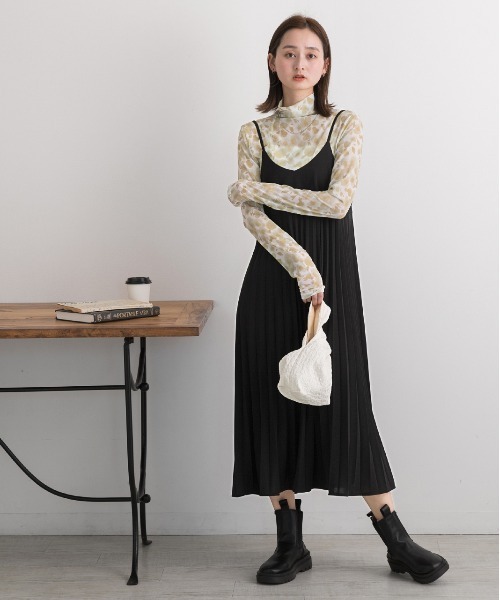 ad thie(アドティエ)の「フラワー・ハイネック シアートップス(Tシャツ/カットソー・レディース・イエロー/ピンク・FREE)」の11枚目の写真