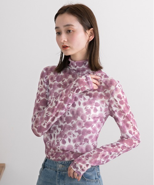 ad thie(アドティエ)の「フラワー・ハイネック シアートップス(Tシャツ/カットソー・レディース・イエロー/ピンク・FREE)」の4枚目の写真
