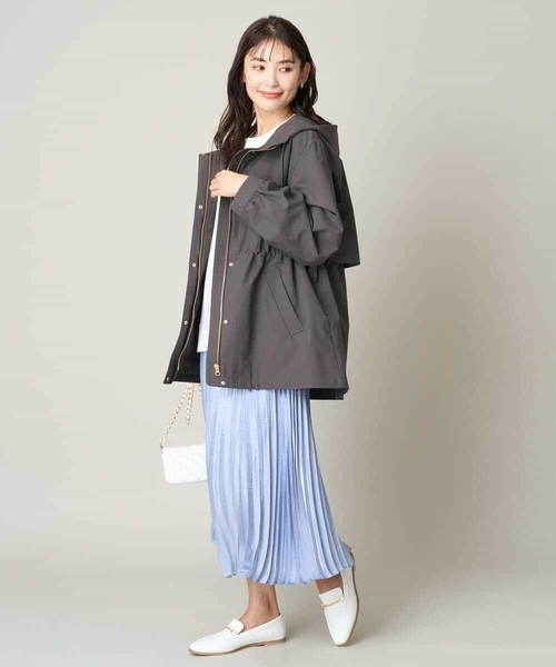 a.v.v（アーヴェヴェ）の「【微撥水】フーデッドユーティリティジャケット（マウンテンパーカー・レディース・チャコールグレー/アイボリー/ベージュ・36/34/38/40/42）」の11枚目の写真