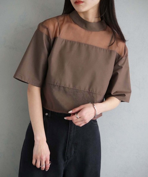 cheriella(シェリエラ)の「【cheriella】WEB限定シアー切替えプルオーバー(シャツ/ブラウス・レディース・アイボリー/ブラック/ブラウン・M)」の3枚目の写真