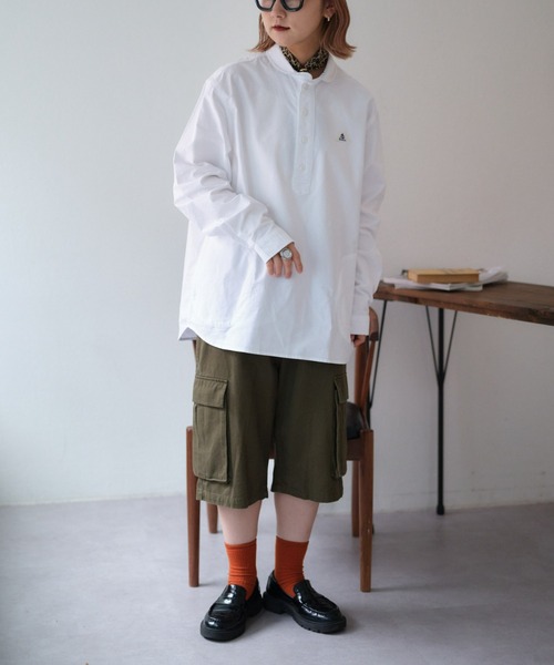 GEVACO（ゲバコ）の「【UNISEX】【GEVACO / ゲバコ】オックスショールカラープルオーバーシャツ長袖（シャツ/ブラウス・メンズ・ブラック/グリーン/ホワイト/チャコールグレー・LARGE/MEDIUM）」の9枚目の写真