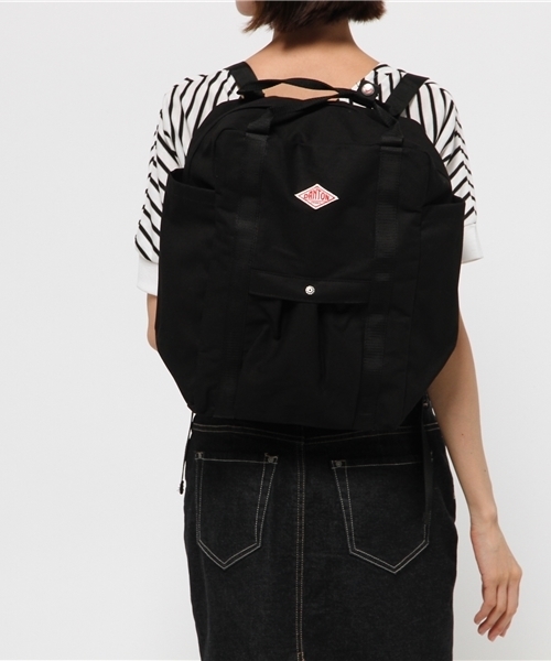 DANTON（ダントン）の「【DANTON×CIOPANIC TYPY】ダントン別注ユーティリティバッグ（バックパック/リュック・レディース・ブラック/ネイビー/キャメル/オリーブ/サンドベージュ/チャコールグレー/グレー・FREE）」の8枚目の写真