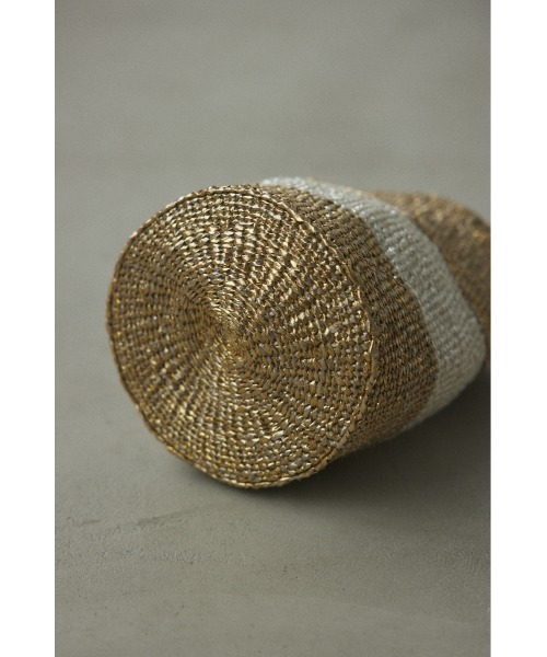 BLACK BY MOUSSY(ブラックバイマウジー)の「2tone plastic sisal bag(2トーンプラスチックサイザルバック)(かごバッグ・レディース・シルバー/ゴールド・FREE)」の8枚目の写真
