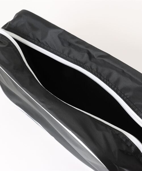 ASICS(アシックス)の「《ASICS》シューズケースL(シューズ小物/雑貨・メンズ・ブルー系その他/ブラック×ライム/ブラック×ホワイト/ブラック×パープル/ネイビー系・フリー)」の6枚目の写真