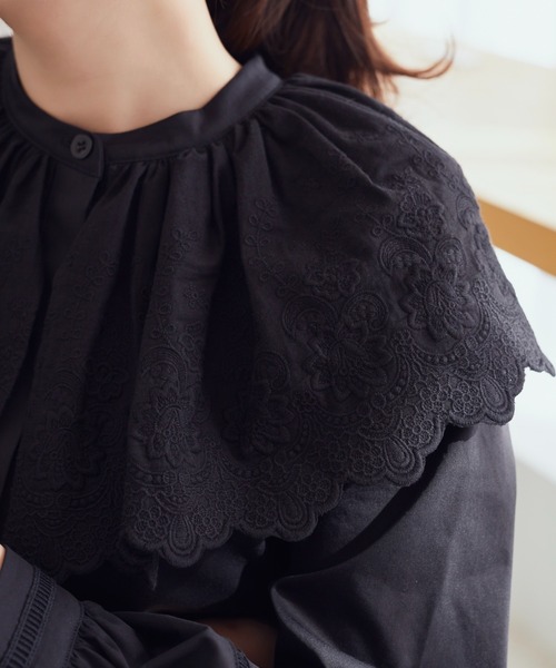 HALUHIROINE（ハルヒロイン）の「コットンレースカラーブラウス（シャツ/ブラウス・レディース・ブラック/オフホワイト・FREE）」の8枚目の写真