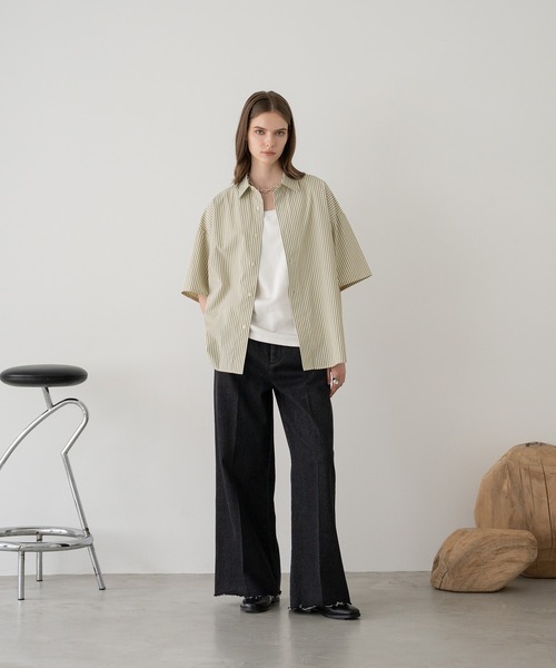 selle glant(セレグランテ)の「REGULAR COLLAR STRIPE SHIRT/レギュラーカラーストライプシャツ(シャツ/ブラウス・メンズ・ブルー/ナチュラル/ネイビー・SMALL/LARGE/MEDIUM)」の9枚目の写真