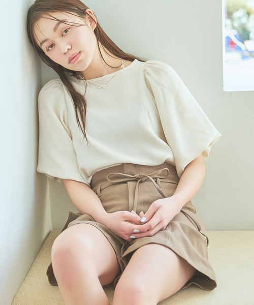 mysty woman（ミスティウーマン）の「［追加1］【WEB限定】フンワリパフスリーブブラウス　119296（シャツ/ブラウス・レディース・ブラック/アイボリー/グレイッシュブルー/ピンク・FREE）」の2枚目の写真