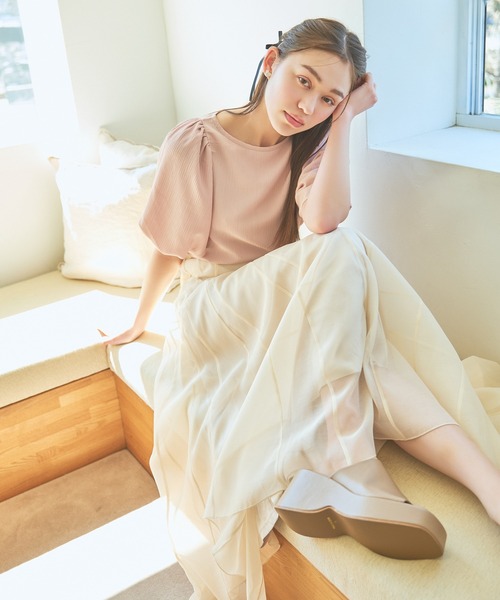 mysty woman（ミスティウーマン）の「［追加1］【WEB限定】フンワリパフスリーブブラウス　119296（シャツ/ブラウス・レディース・ブラック/アイボリー/グレイッシュブルー/ピンク・FREE）」の17枚目の写真