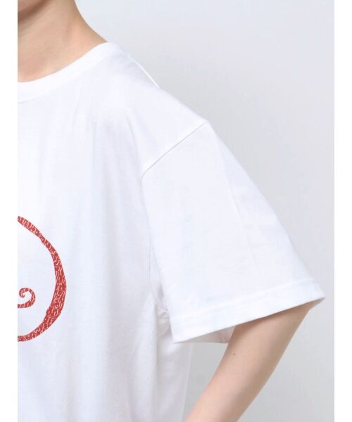 jouetie(ジュエティ)の「HOLEグラフィックBIGTシャツ【コラボ】(Tシャツ/カットソー・レディース・オフホワイト/ブラック・MEDIUM)」の19枚目の写真