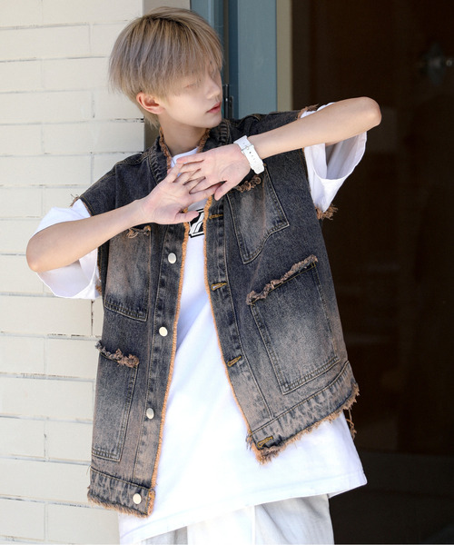 neos(ネオス)の「【neos】ルーズシルエット ビンテージウォッシュ フリンジ ノーカラー デニム ベスト(ベスト・メンズ・ブルー系その他/ブラック/サックスブルー・MEDIUM/LARGE/X-LARGE)」の16枚目の写真