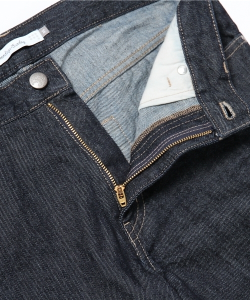 SEVENDAYS=SUNDAY（セブンデイズサンデイ）の「ＣＯＮＥ　ＤＥＮＩＭ　テーパードパンツ（その他パンツ・レディース・インディゴブルー/ライトインディゴブルー・MEDIUM/LARGE）」の13枚目の写真