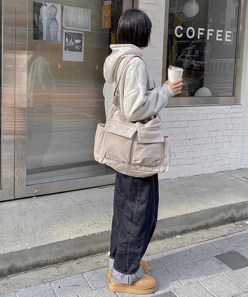 カーゴ ポケット キャンバス ショルダークロスバッグ（トートバッグ