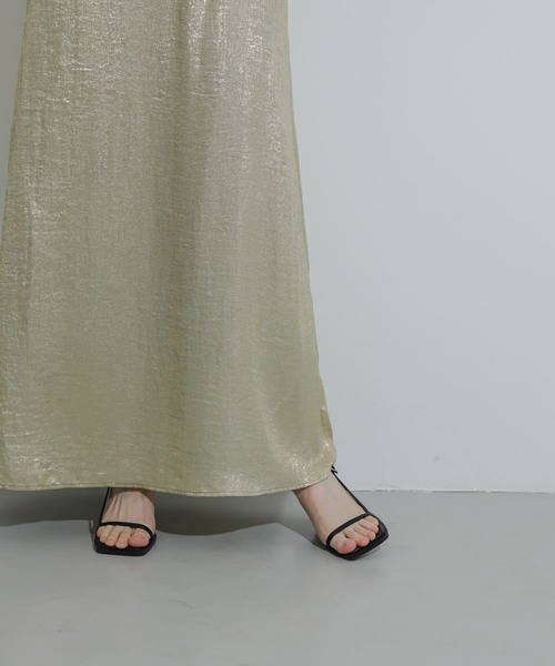 SENSE OF PLACE by URBAN RESEARCH(センスオブプレイスバイアーバンリサーチ)の「ハクプリントフレアスカート(スカート・レディース・チャコールグレー/ゴールド/シルバー/ブルー・MEDIUM/SMALL/TALL)」の17枚目の写真