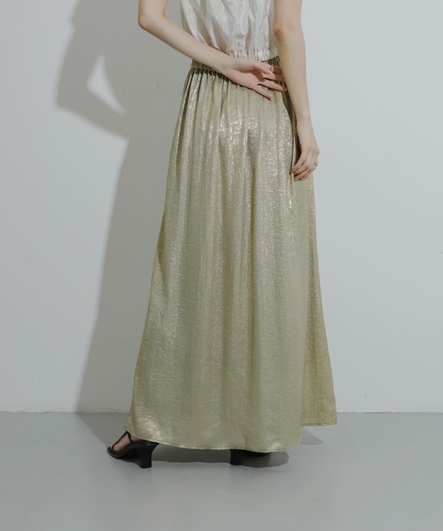 SENSE OF PLACE by URBAN RESEARCH(センスオブプレイスバイアーバンリサーチ)の「ハクプリントフレアスカート(スカート・レディース・チャコールグレー/ゴールド/シルバー/ブルー・MEDIUM/SMALL/TALL)」の20枚目の写真