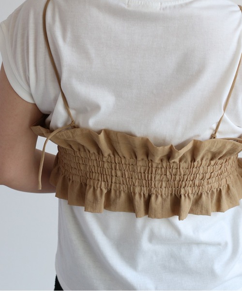 cepo（セポ）の「＜セットアイテム＞ビスチェ＋ノースリーブTee（ベスト・レディース・ベージュ/グリーン/ブラック・M）」の4枚目の写真