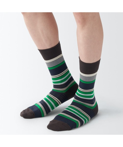 無印良品（ムジルシリョウヒン）の「紳士　光沢感のある綿糸で編んだ　足なり直角　靴下（ボーダー）（ソックス/靴下・メンズ・ライトグレー系4/ダークブラウン系2/ネイビー系1/ブルー系/レッド系4・25-27CM）」の7枚目の写真