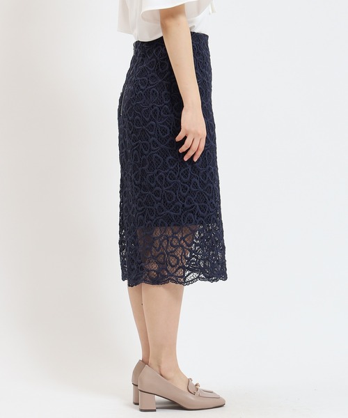 TRUDEA(トルディア)の「リボンレースタイトスカート(スカート・レディース・ホワイト/チャコールグレー/ネイビー・SMALL/LARGE/MEDIUM)」の11枚目の写真