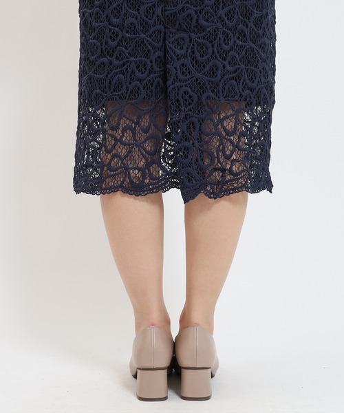 TRUDEA(トルディア)の「リボンレースタイトスカート(スカート・レディース・ホワイト/チャコールグレー/ネイビー・SMALL/LARGE/MEDIUM)」の10枚目の写真