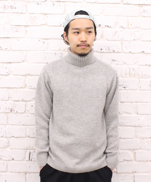 CIAOPANIC(チャオパニック)の「【Ciaopanic】 ウォッシャブル天竺編みタートルネック(ニット/セーター・メンズ・ホワイト/グレー/グリーン/ネイビー・MEDIUM/LARGE)」の2枚目の写真