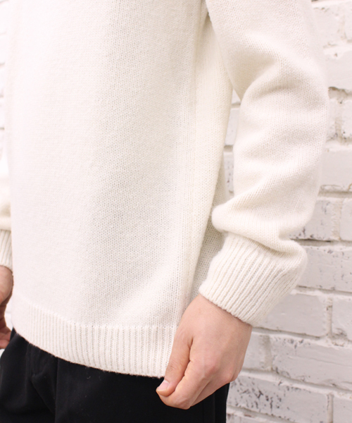 CIAOPANIC(チャオパニック)の「【Ciaopanic】 ウォッシャブル天竺編みタートルネック(ニット/セーター・メンズ・ホワイト/グレー/グリーン/ネイビー・MEDIUM/LARGE)」の8枚目の写真